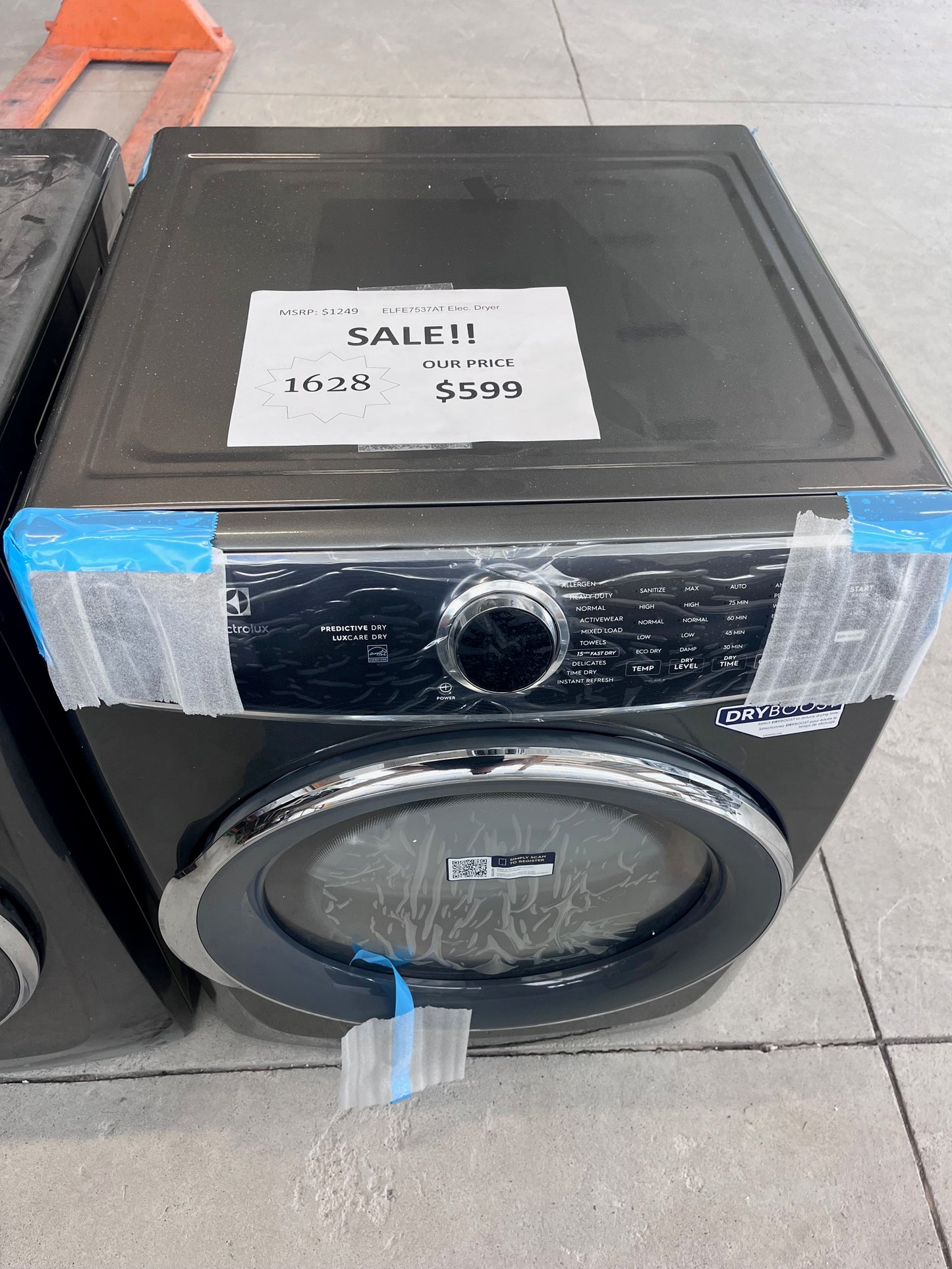 #1628- Electrolux Extra Large Stackable Steam Cycle Vented Electric Dryer ( Titanium )