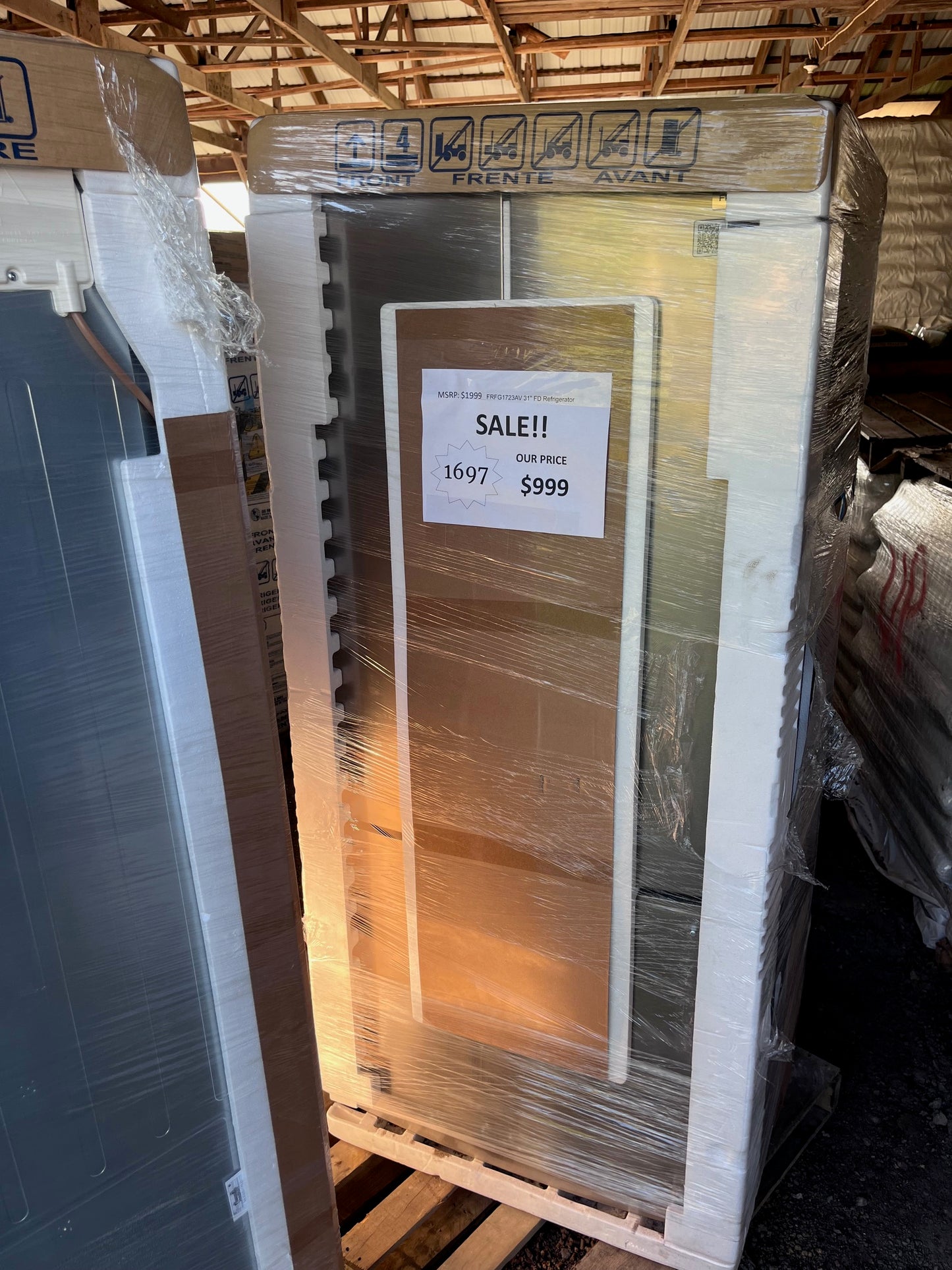 #1697- Frigidaire 31.5 in. 18 cu. ft. Counter Depth French Door Refrigerator in Fingerprint-Resistant Stainless Look