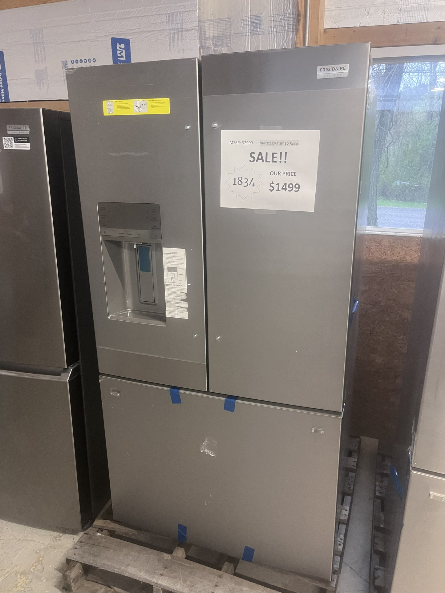 #1834- Frigidaire Gallery Standard-Depth 27.8-cu ft 3 -Door 36-in Wide with Dual Ice Maker ( Fingerprint Resistant Stainless Steel )