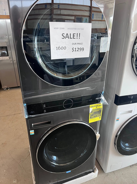 #1600- LG 4.5cuft Washer & 7.4cuft GAS Dryer Washtower (Black Steel)