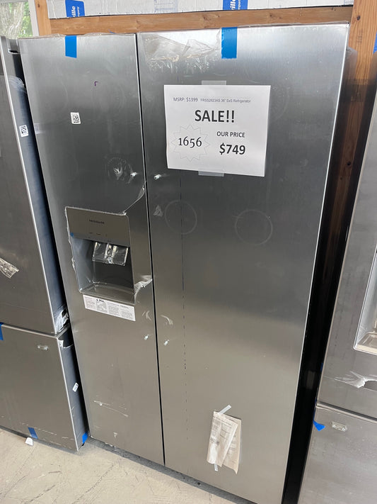 #1656- Frigidaire 36" 25.6-cu ft Side-by-Side Refrigerator with Ice Maker ,Water and Ice Dispenser ( Stainless steel )