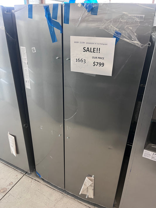 #1663- Frigidaire Gallery 36" 26-cu ft Side-by-Side Refrigerator with Ice Maker and Water Dispenser ( Smudge-Proof Stainless Steel )