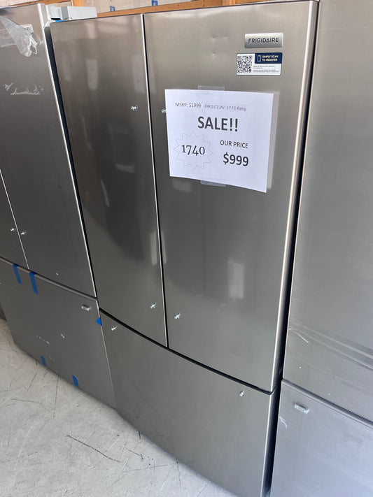#1740- Frigidaire 31.5 in. 18cuft Counter Depth French Door Refrigerator in Fingerprint-Resistant Stainless Steel Look
