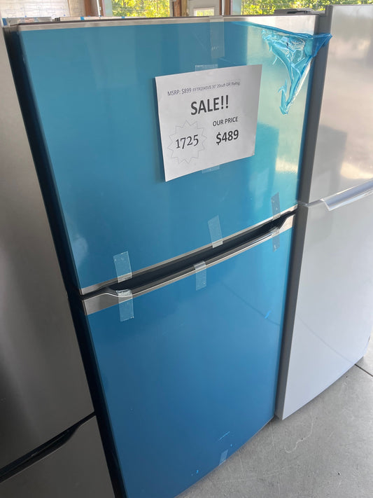 #1725- Frigidaire 30" 20cuft Garage Ready Top Freezer Refrigerator in Stainless Steel